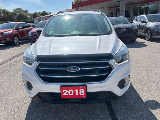  2018 Ford Escape SE, FWD, HEATED CLOTH, BLIND SPOT MONITORS! in Cars & Trucks in London - Image 3