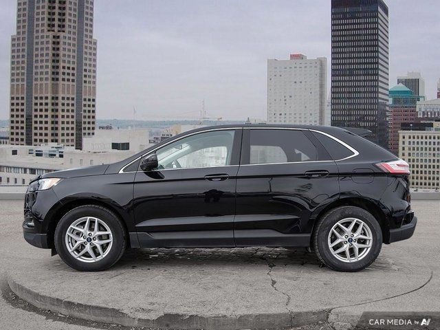 2022 Ford Edge SEL AWD | No Accidents | Rock Deflector in Cars & Trucks in Calgary - Image 3