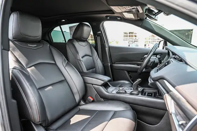 2023 Cadillac XT4 AWD Sport ONYX Package*Cuir*Carplay AWD*Mags*C dans Autos et camions dans Ville de Montréal - Image 31