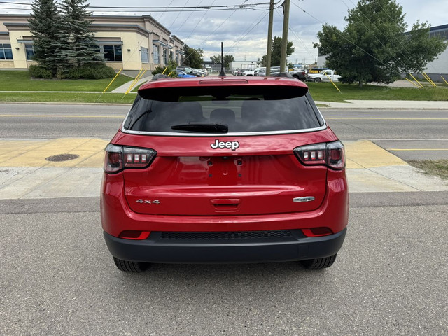 2018 Jeep Compass North 2.4L 4WD in Cars & Trucks in Calgary - Image 3
