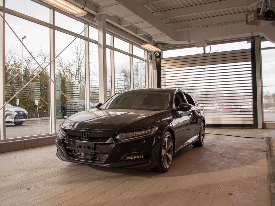 2019 Honda Accord Touring 2.0T