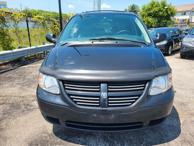 2007 Dodge Caravan AS IS in Cars & Trucks in Markham / York Region - Image 2