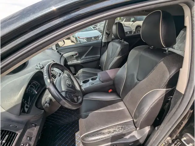 2015 Toyota Venza XLE Leather | Heated Seats | Sunroof in Cars & Trucks in City of Toronto - Image 14