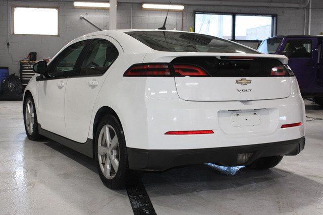 2014 Chevrolet Volt LT in Cars & Trucks in City of Montréal - Image 4