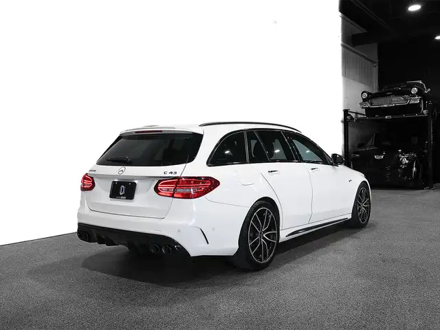 2020 Mercedes-Benz C-Class AMG C43 4MATIC Wagon Drivers Package  in Cars & Trucks in Laval / North Shore - Image 4