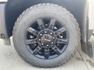 2024 GMC Sierra 3500HD AT4, View more