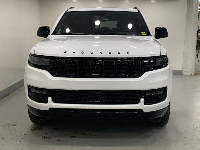 2024 Jeep Wagoneer Series II Carbide * 3 Panel Moonroof * in Cars & Trucks in Regina - Image 4