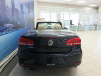 VOLKSWAGEN EOS 2012 COMFORTLINE ÉDITION CONVERTIBLE / INTÉRIEUR EN CUIR CHAUFFANT / TOIT OUVRANT ÉLE... (image 4)