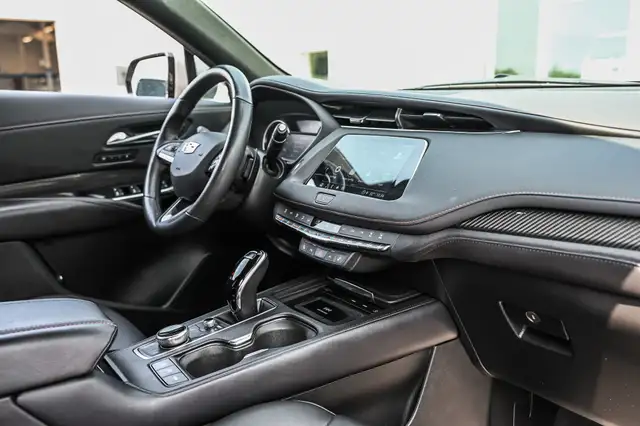 2023 Cadillac XT4 AWD Sport ONYX Package*Cuir*Carplay AWD*Mags*C dans Autos et camions dans Ville de Montréal - Image 30