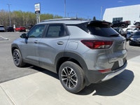 The 2025 Chevrolet Trailblazer LT in Sterling Grey Metallic is a stylish and practical subcompact SU... (image 5)