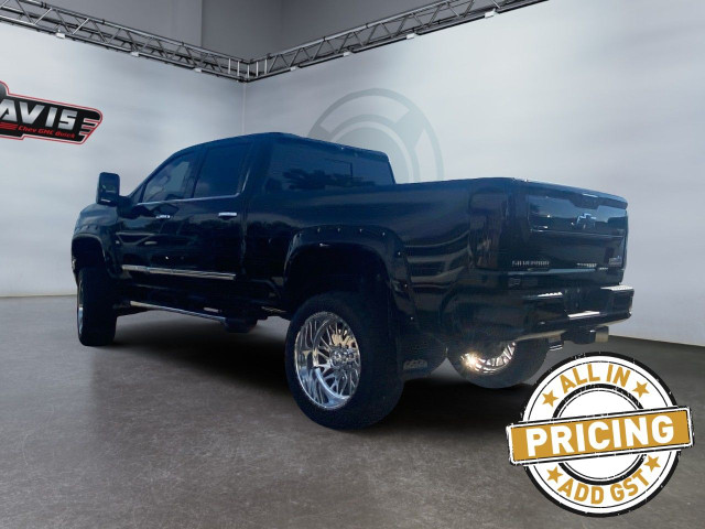 2024 Chevrolet Silverado 3500HD in Cars & Trucks in Medicine Hat - Image 3