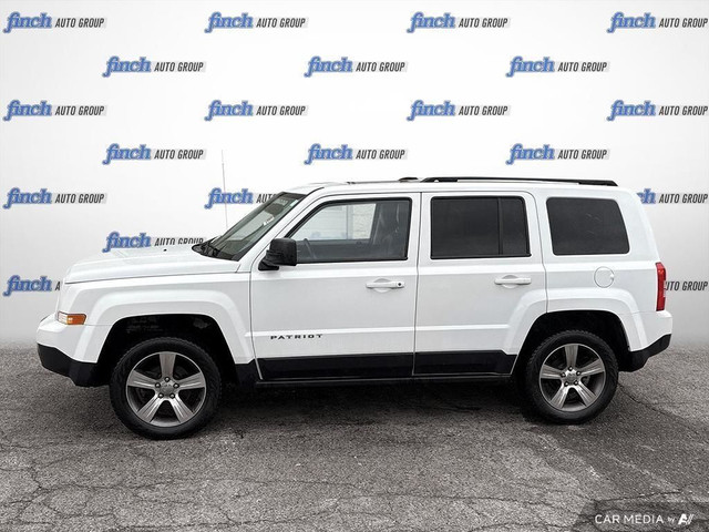2016 Jeep Patriot Sport/North 2.4L 4 CYLINDER | 4X4 | EXCELLE... in Cars & Trucks in London - Image 3