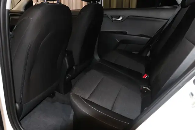 2023 Kia Rio LX+ LOW KM / ONLY 12K / HEATED SEATS / BACKUP CAM dans Autos et camions dans Ville d’Edmonton - Image 17