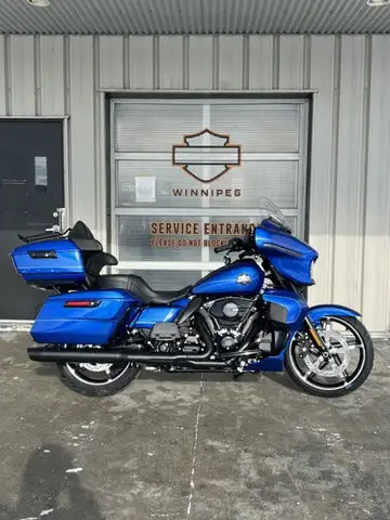 2025 Harley-Davidson FLHXU - Street Glide Ultra in Sport Touring in Winnipeg - Image 2
