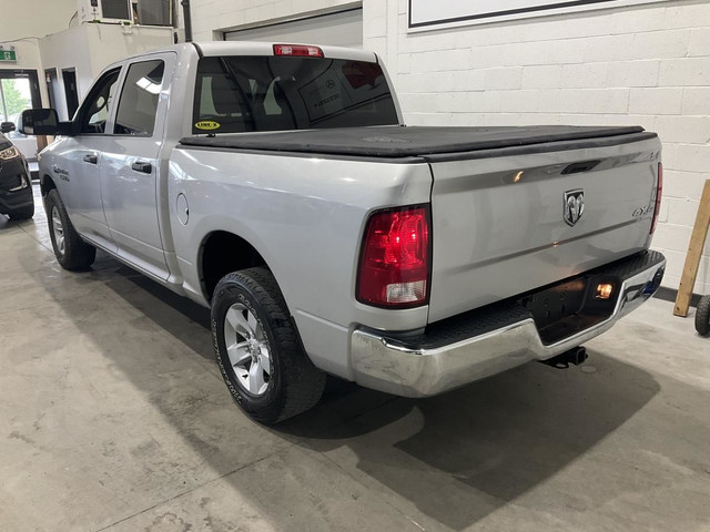 RAM 1500 Cabine multiplaces 4RM, 140,5 po ST 2017 à vendre in Cars & Trucks in Laval / North Shore - Image 2