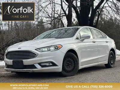 2017 Ford Fusion SE 165,063 KM 2.0L, 4 Cylinder Engine 2.0L AM/FM, A/C, Cruise Control, Heated Front...