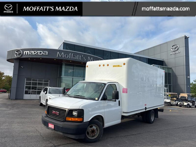 2017 GMC Savana Commercial Cutaway Base - Power Windows - $262 B in Cars & Trucks in Barrie