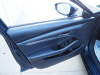 Eco. Sport. Sunroof. Heated Steering. Heated Seats. Safety Sensing. Back-up Cam. Bluetooth. Pandora.... (image 5)