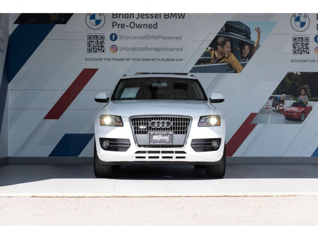 2011 Audi Q5 2.0T Premium Plus in Cars & Trucks in Vancouver - Image 3