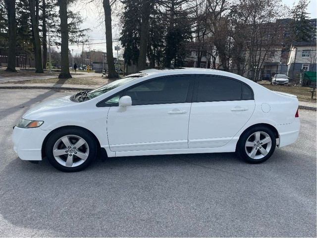  2010 Honda Civic SPORT! SUNROOF! in Cars & Trucks in City of Toronto - Image 2