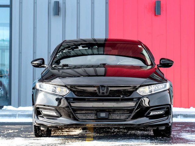  2018 Honda Accord Sedan Sport Manual in Cars & Trucks in Saskatoon - Image 2