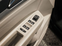 2022 Volkswagen Atlas Execline, !! FULLY LOADED !! Racing Green Metallic on Shetland Grey, R-Line Pa... (image 9)