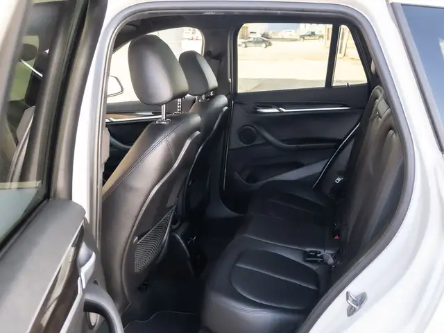 2021 BMW X1 xDrive28i - Sport Line I Pano Roof I Carplay I LED in Cars & Trucks in Saskatoon - Image 27