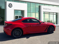 *The NO HASSLE Pre-Owned Experience* • No Hassle Pricing • 14-Day/1,000 km Exchange Privilege • 30-D... (image 4)