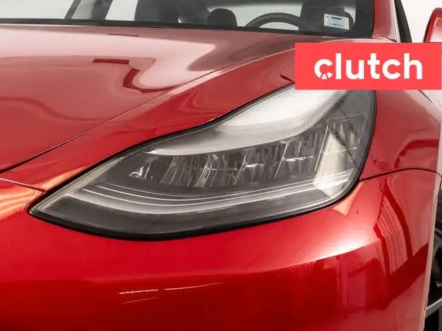 2019 Tesla Model 3 Standard Range w/ Autopilot, Navigation, Glas in Cars & Trucks in Bedford - Image 8