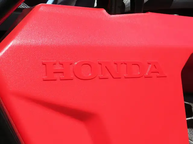 2025 Honda Pioneer 520 in ATVs in Cambridge - Image 14