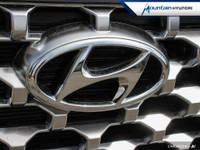 See Dealer Website for Details. 2022 HYUNDAI SANTA FE LUXURY HYBRID (image 8)