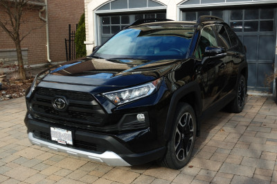 PRICE REDUCED - 2019 Toyota RAV4 Trail, 48330KM/one owner/no accidents