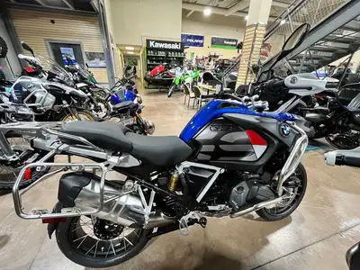 As per our “no hold policy” our inventory can vary from what is advertised. Please call us to confir...