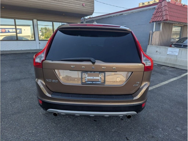 2010 Volvo XC60 AWD 5dr 3.0L T6 in Cars & Trucks in Calgary - Image 3