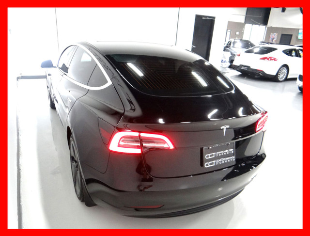 2019 Tesla Model 3 *AUTOPILOT/NAVI/BACKUP CAM/PANO ROOF/LOADED!! in Cars & Trucks in City of Toronto - Image 4