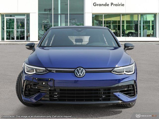  2024 Volkswagen Golf R DSG | Carbon Décor Package dans Autos et camions  à Grande Prairie - Image 2