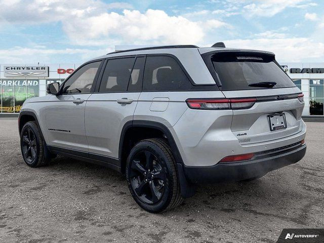 2024 Jeep Grand Cherokee Altitude 4x4 Sunroof Nav Capable in Cars & Trucks in St. Albert - Image 3