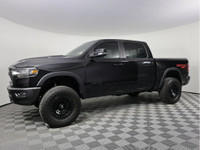25 Rebel X with only 2749 kms!! 3.5 inch lift with paperwork. One of my good customers bought this u... (image 9)