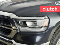 1 OWNER / Auto Dimming Rearview Mirror, Front Heated Seats, Climate Control and more! Clutch is the... (image 8)