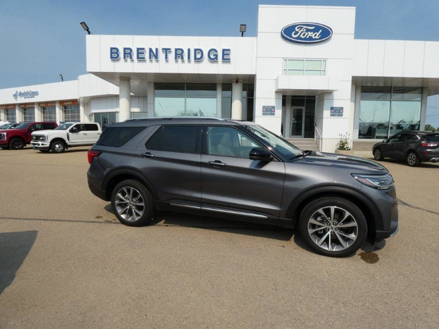 Platinum 4WD, Ultimate Pacakge in Cars & Trucks in Edmonton - Image 3
