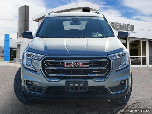 2024 GMC Terrain AT4 | Adaptive Cruise | Apple Carplay | in Cars & Trucks in Windsor Region - Image 2