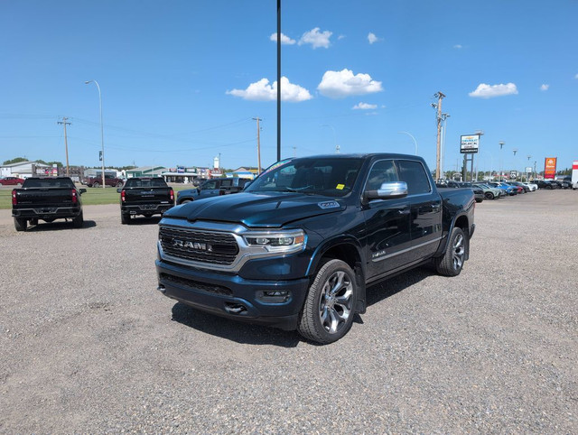 2022 Ram 1500 LIMITED CREW CAB 4WD in Cars & Trucks in Red Deer - Image 2