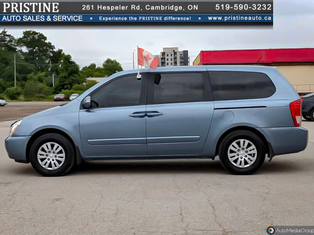 2011 Kia Sedona LX Bluetooth Only 124 km Great Condition No Rust in Cars & Trucks in Cambridge - Image 4