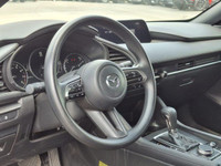 Come see this certified 2024 Mazda Mazda3 Sport GX | Hatchback | Heated Seats | CarPlay + Android |... (image 1)