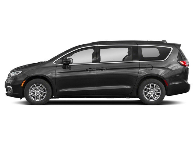 2022 Chrysler Pacifica Touring L FWD in Cars & Trucks in Hamilton - Image 3