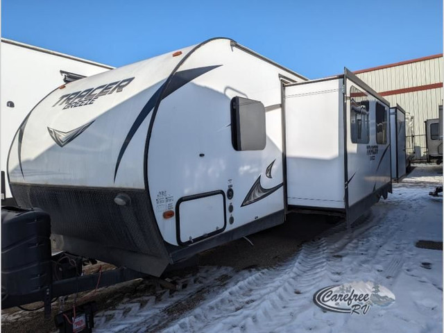 2018 Forest River RV Tracer Breeze 31BHD in Travel Trailers & Campers in Edmonton - Image 3