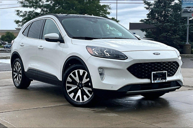 2020 Ford Escape Titanium - AWD in Cars & Trucks in Mississauga / Peel Region - Image 3