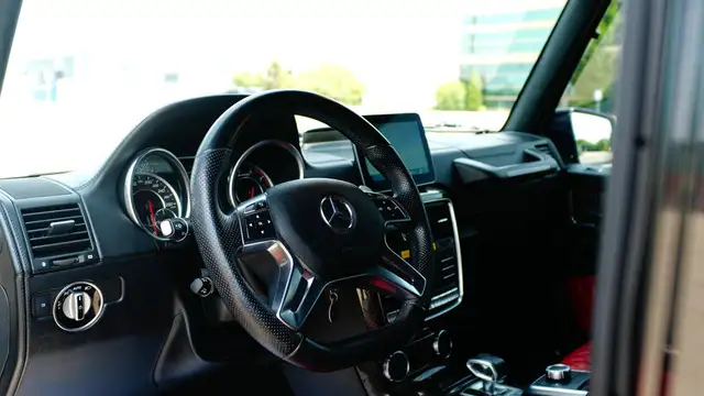 2017 Mercedes-Benz G-Class AMG G 63, Designio Package, Carbon fi in Cars & Trucks in Oakville / Halton Region - Image 25