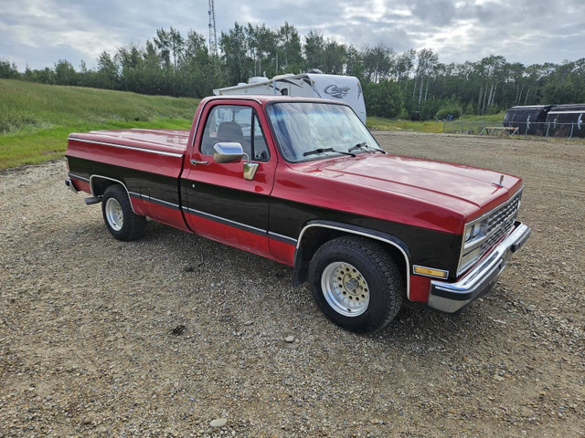 1986 Chevrolet C/K 1500 in Cars & Trucks in Edmonton - Image 2