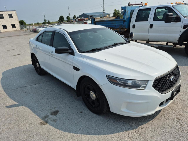 2016 Ford Taurus Police Inte in Cars & Trucks in Barrie - Image 3